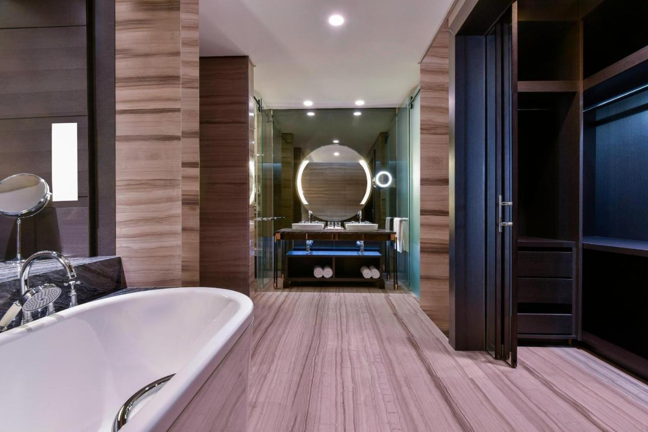 Two Bedroom Family Suite access to Executive Club Lounge,1659492888:JPEG